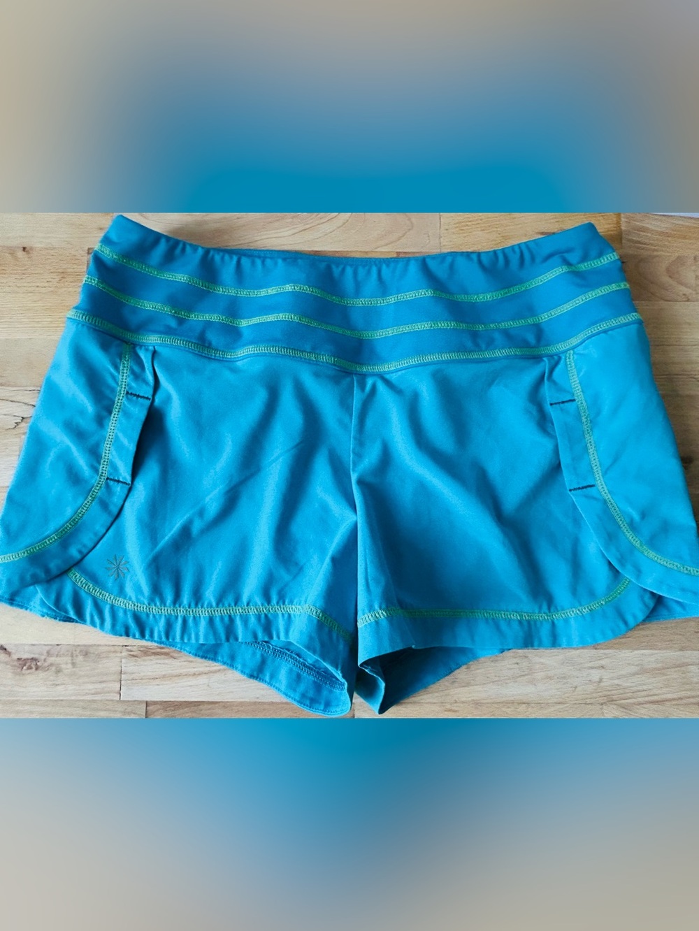 ATHLETA women’s size small shorts